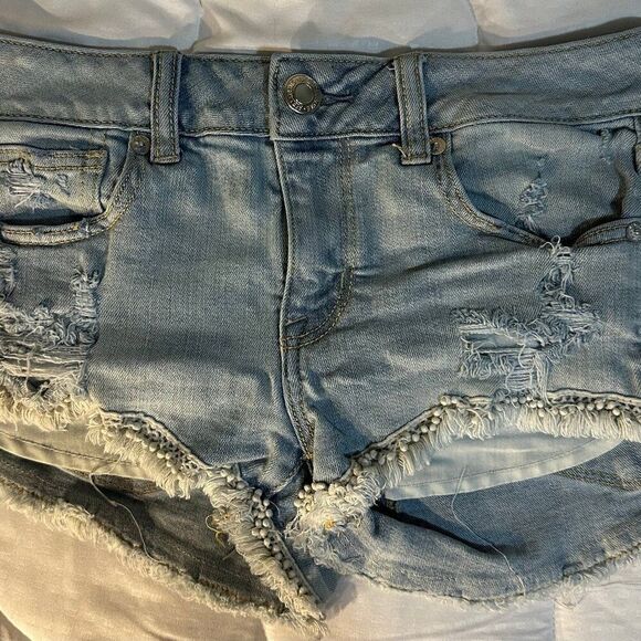 American Eagle Jean Shorts Size 4 Shortie - Picture 1 of 10